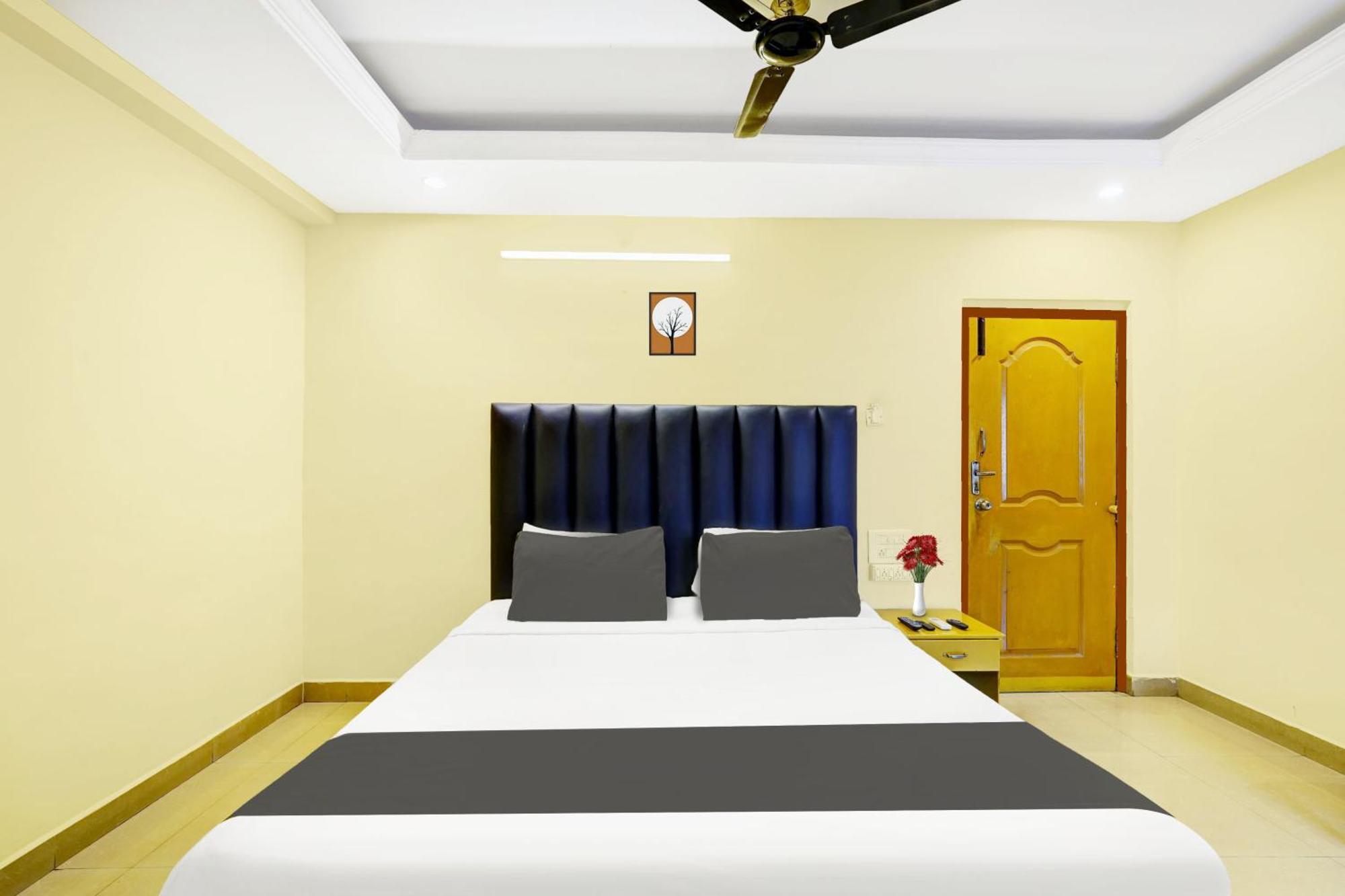 Super Hotel O Padmavathi Puram Near Railway Station Тирупати Экстерьер фото